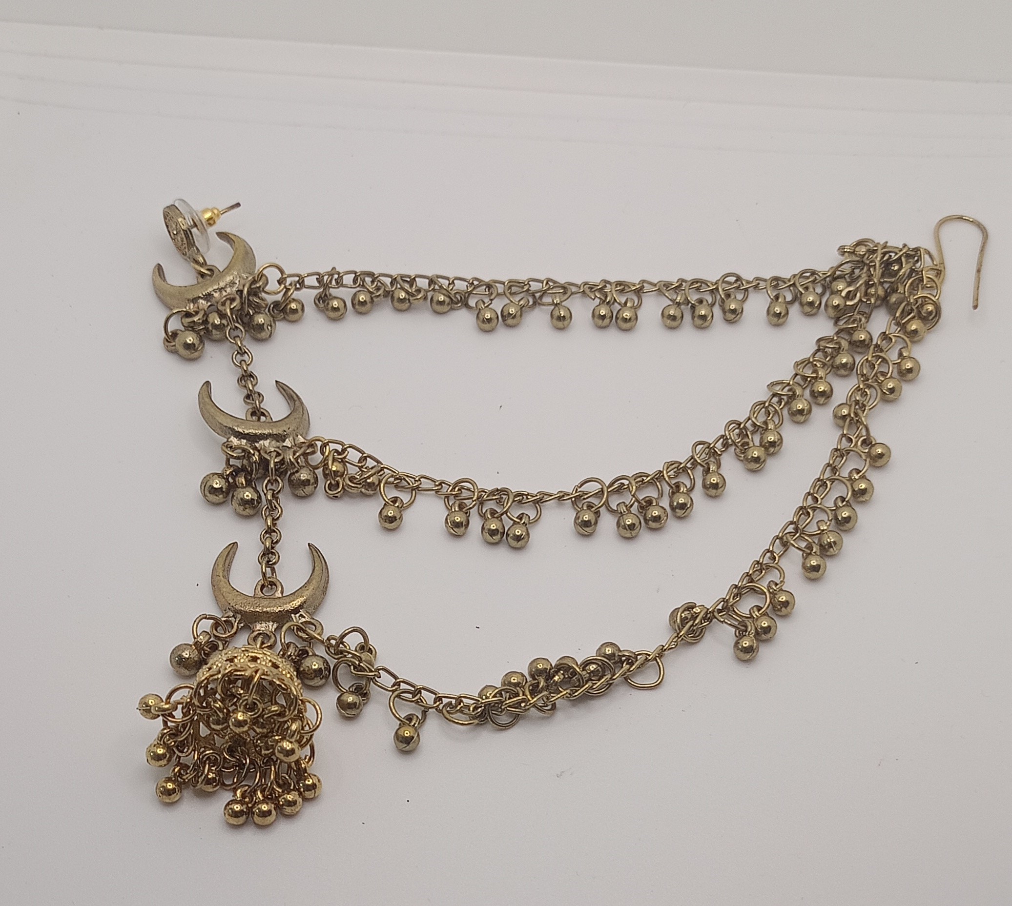 Ear chain