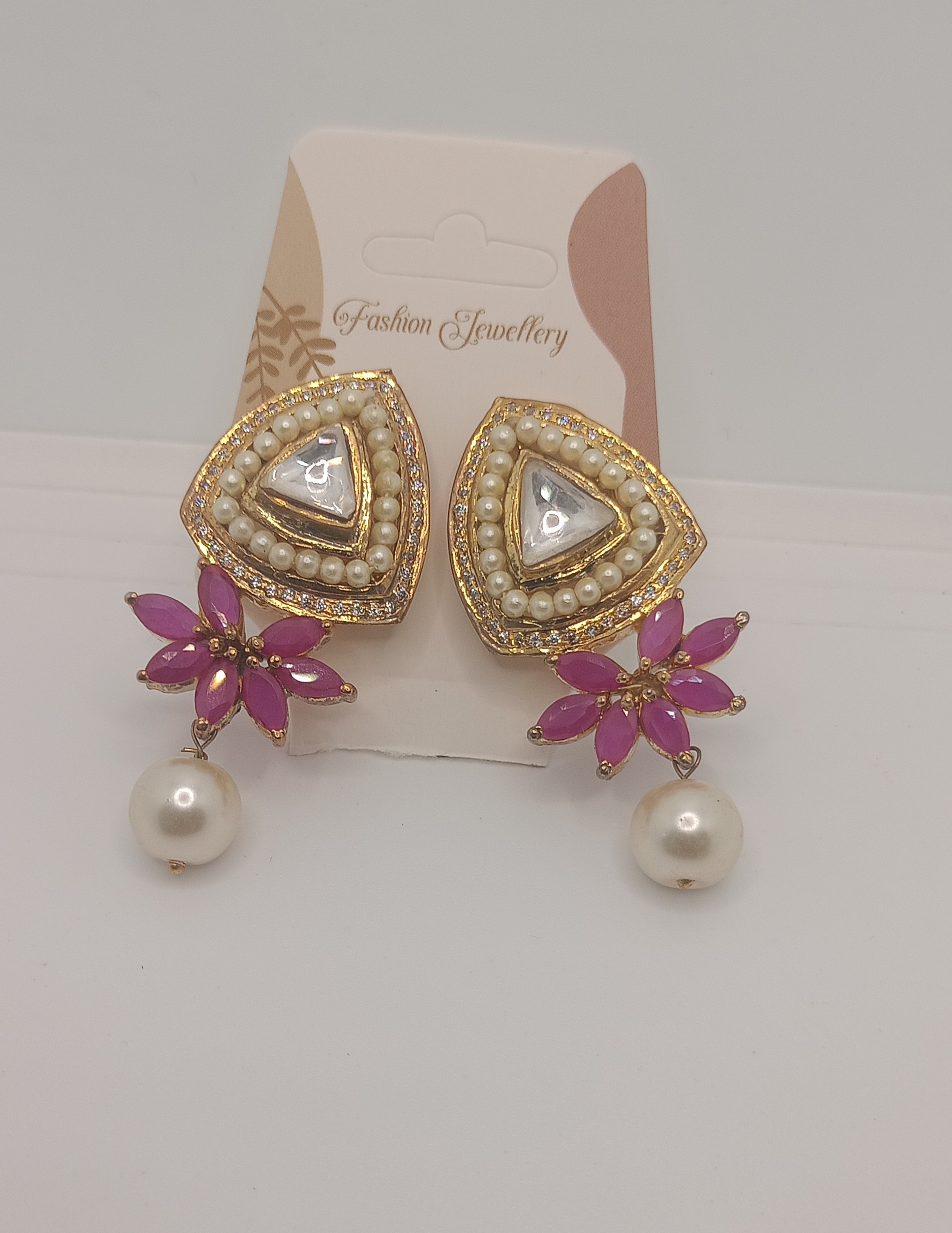 Royal pearl Floral Earring